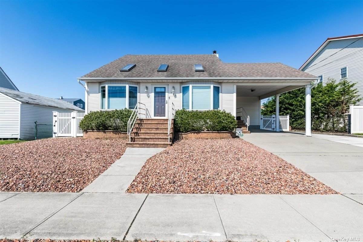 780 Miller Avenue - Photo 1