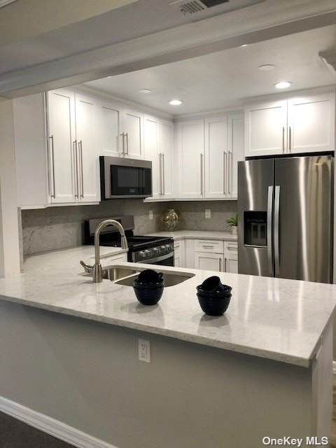 100 Westwood Drive - Photo 1