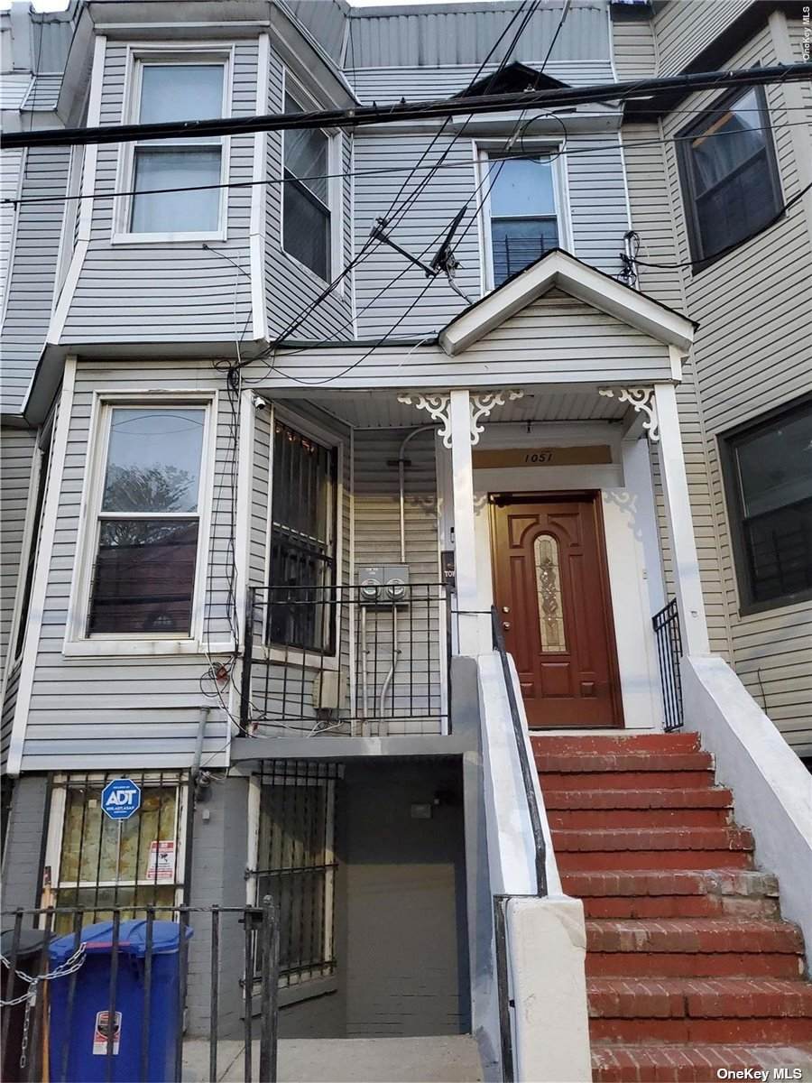 1051 Trinity Avenue - Photo 1