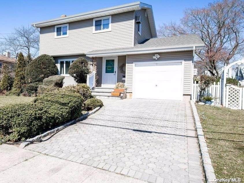 2411 Wallen Lane - Photo 1