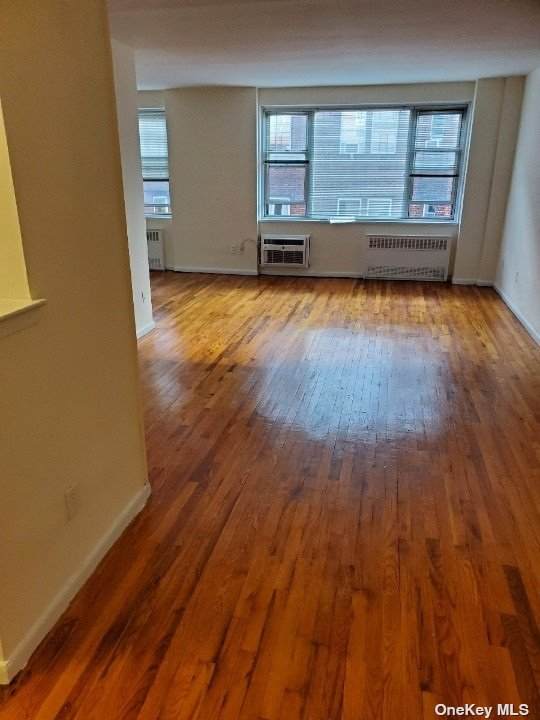 190 Merrick Road - Photo 1