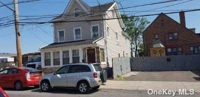 110-04 15th Avenue - Photo 1
