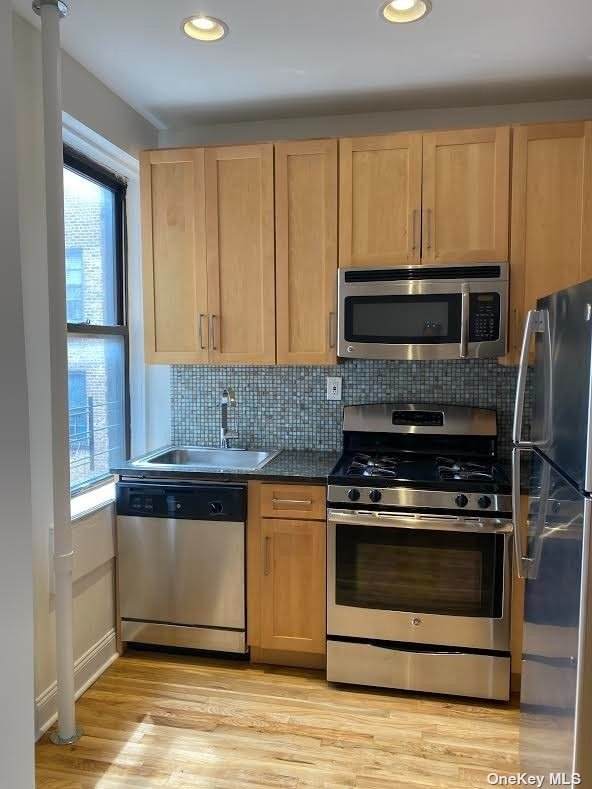 139-19 34th Rd - Photo 1