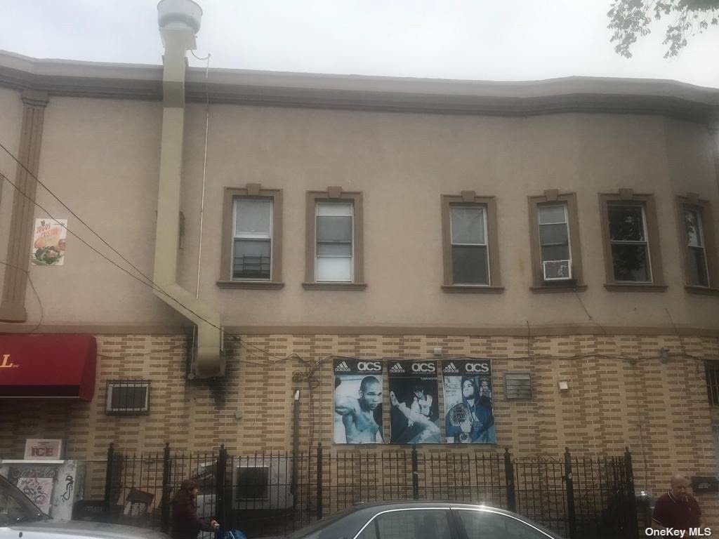 80-10 Jamaica Avenue - Photo 1