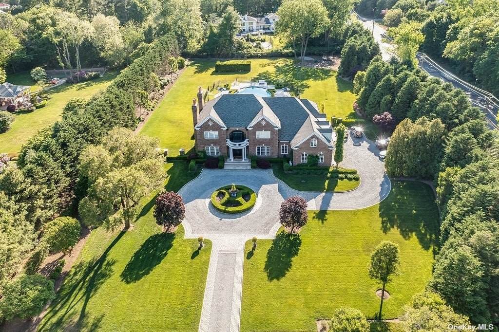 1 Peacock Lane - Photo 1