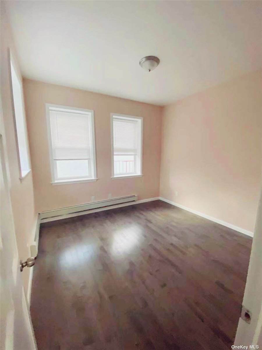 180 Irving Avenue - Photo 1