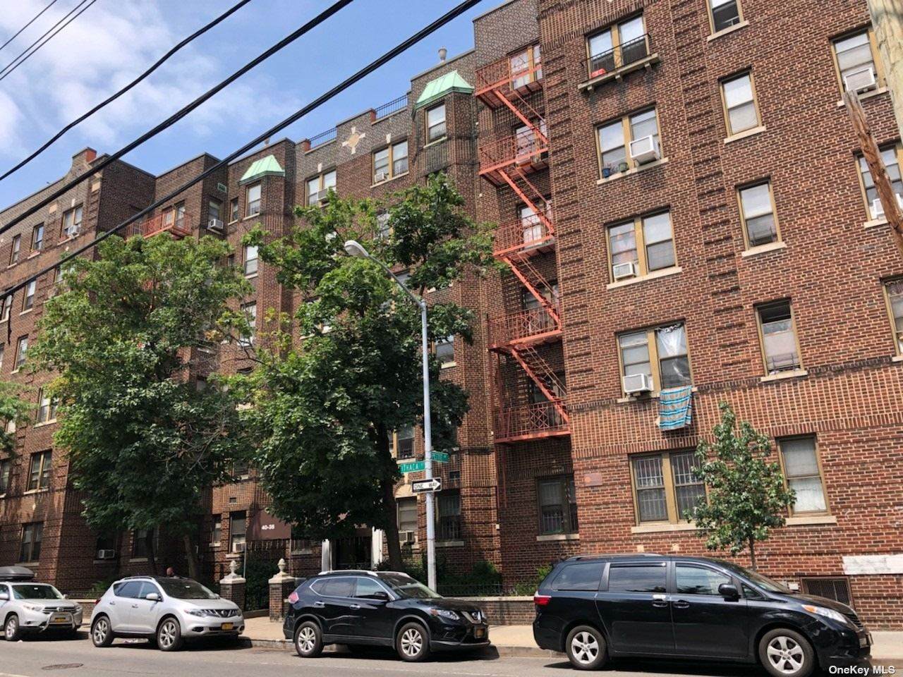 40-35 Ithaca Street - Photo 1