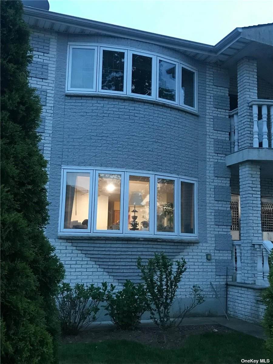 245-84 61 Avenue - Photo 1