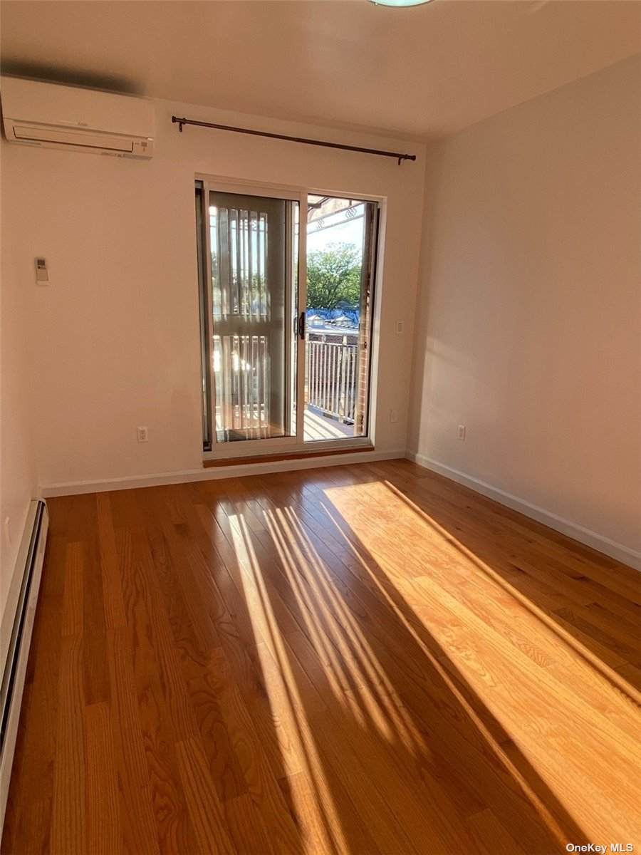 51-52 Hillyer Street - Photo 1