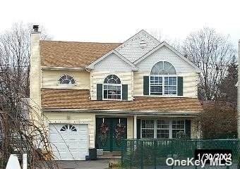 121 West Avenue - Photo 1
