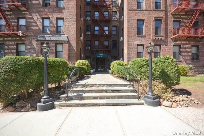 83-84 116th Street - Photo 1