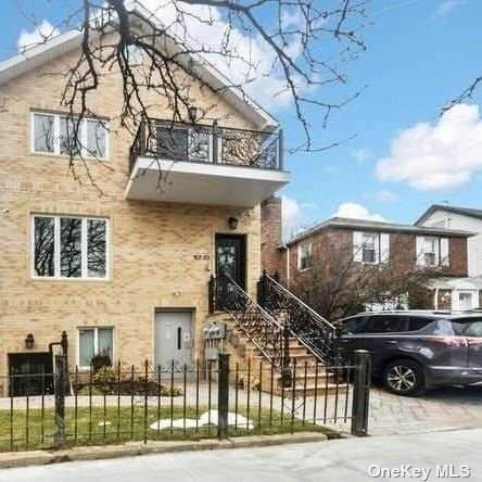 63-33 Alderton Street - Photo 1