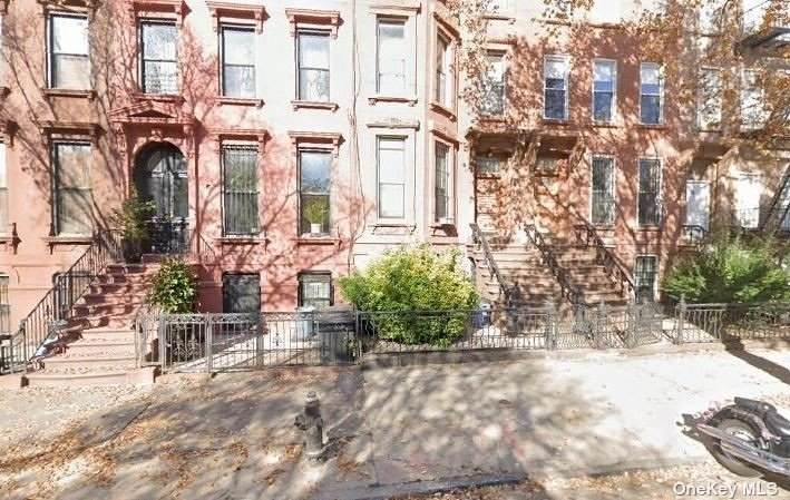 31 Decatur Street - Photo 1