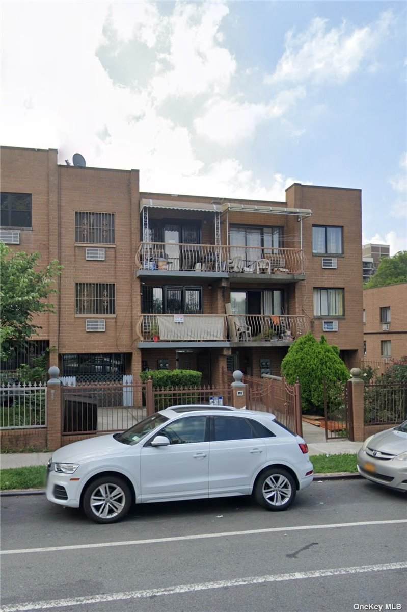 82-18 Parsons Boulevard - Photo 1