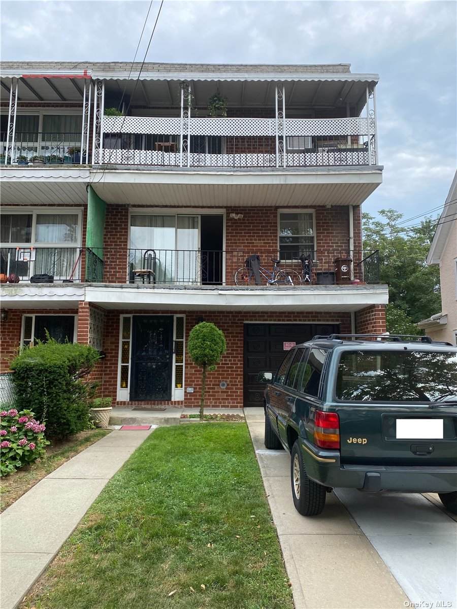 170-16 Henley Road - Photo 1