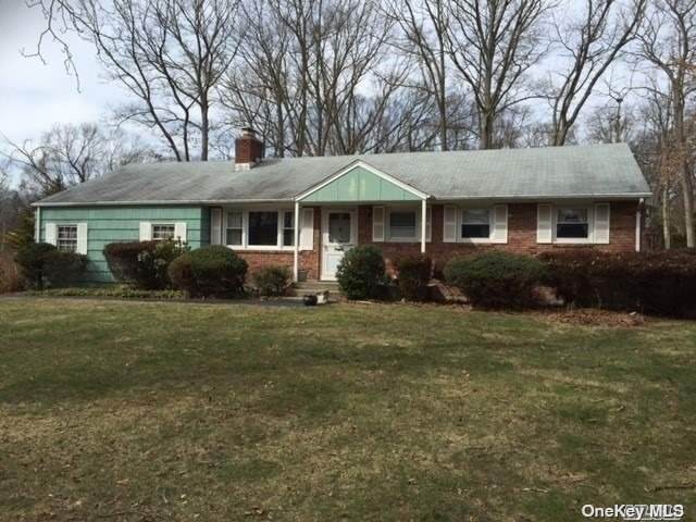 11 University Drive - Photo 1