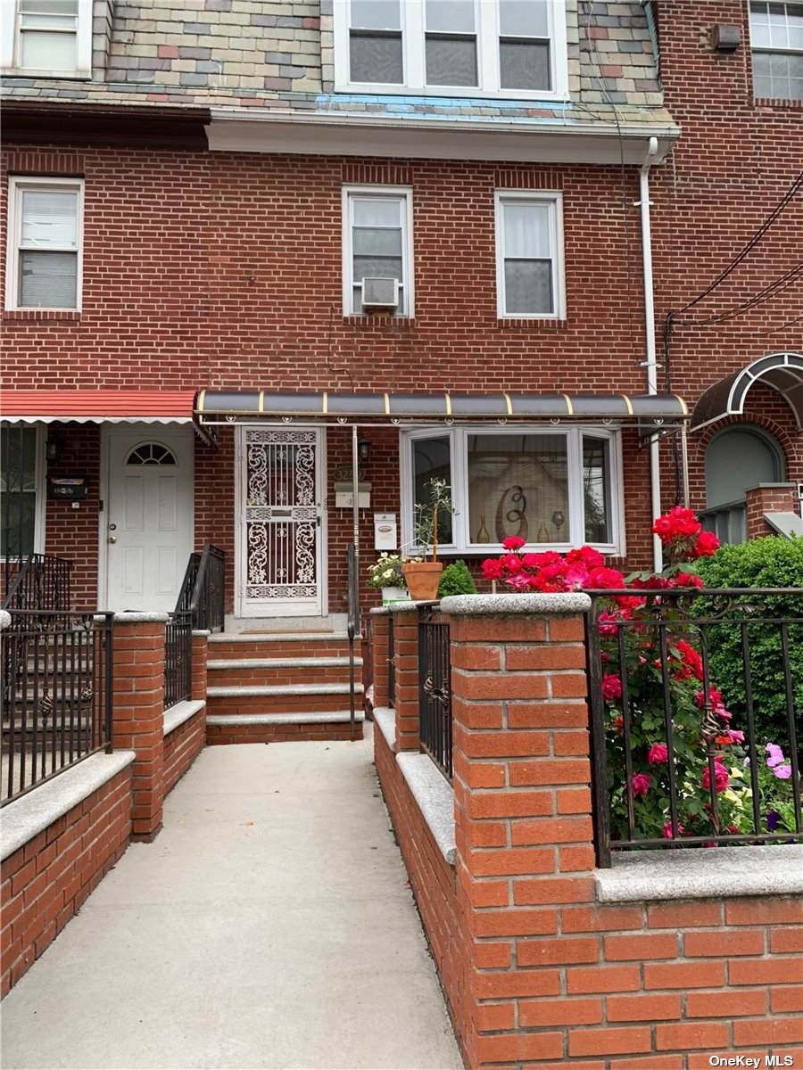 32-59 46th Street - Photo 1