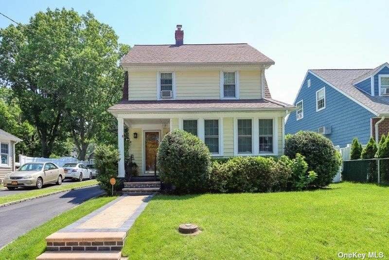 348 Linden - Photo 1