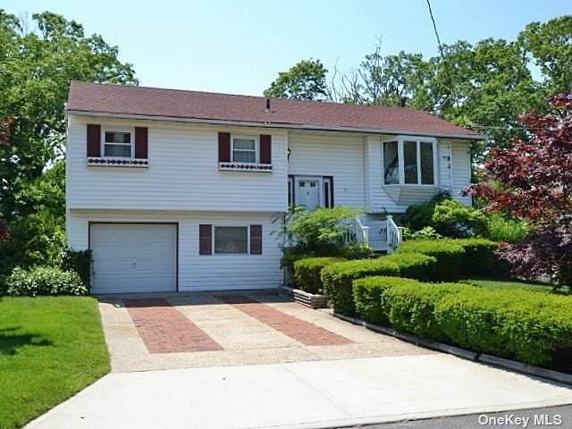 32 Mallard Avenue - Photo 1