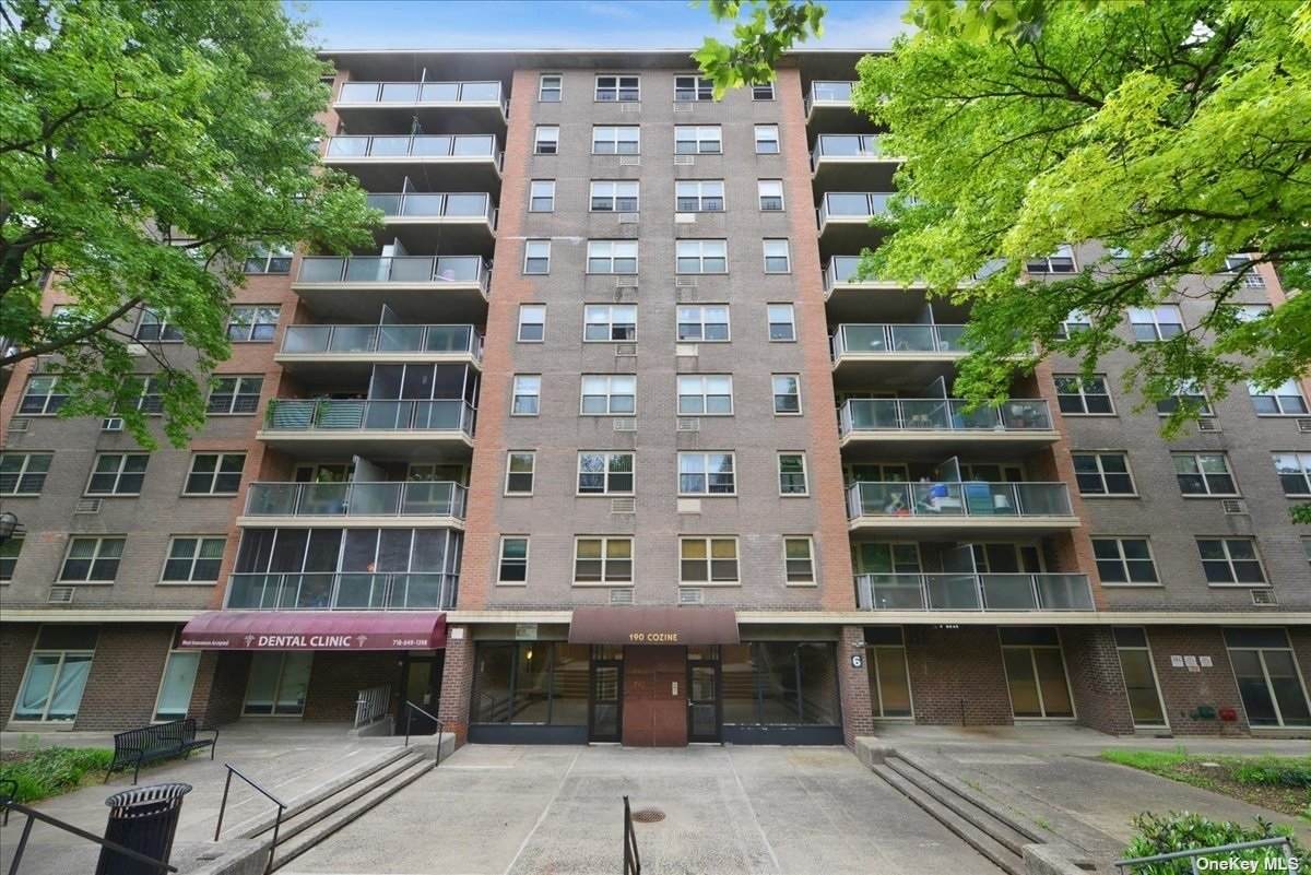 190 Cozine Avenue - Photo 1