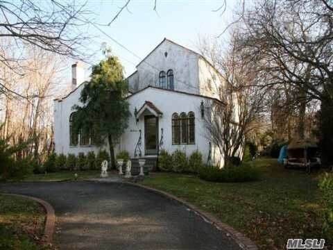 214 Connetquot Drive - Photo 1
