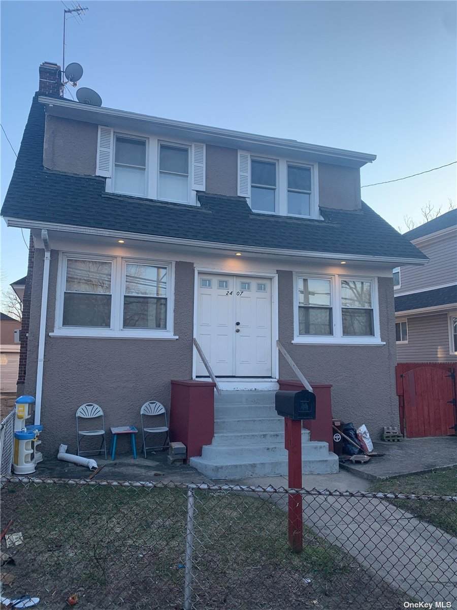 24-07 Mott Avenue - Photo 1