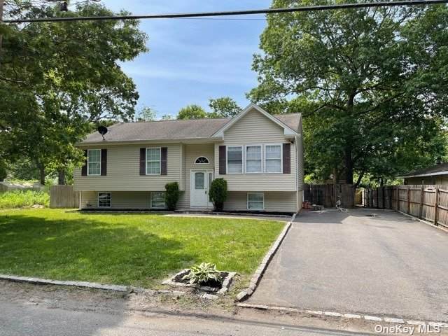 78A Mastic Boulevard - Photo 1