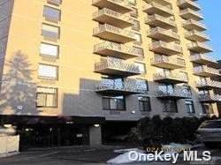 116-24 Grosvenor Lane - Photo 1