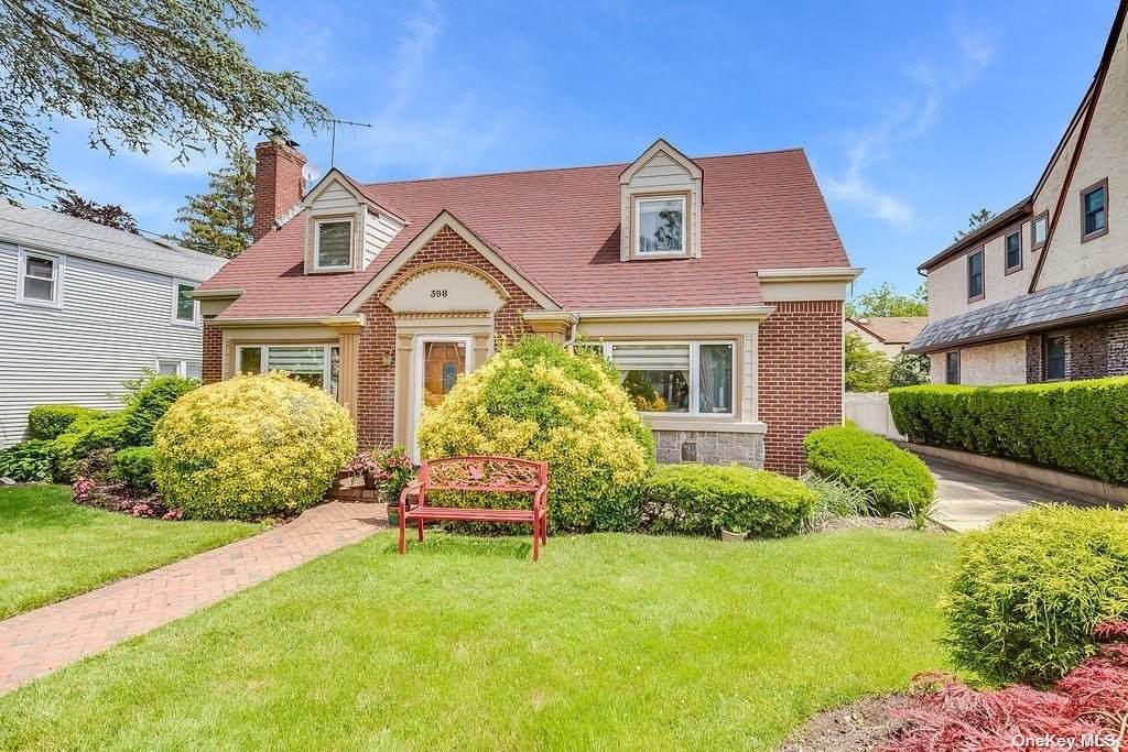 398 Church Avenue - Photo 1