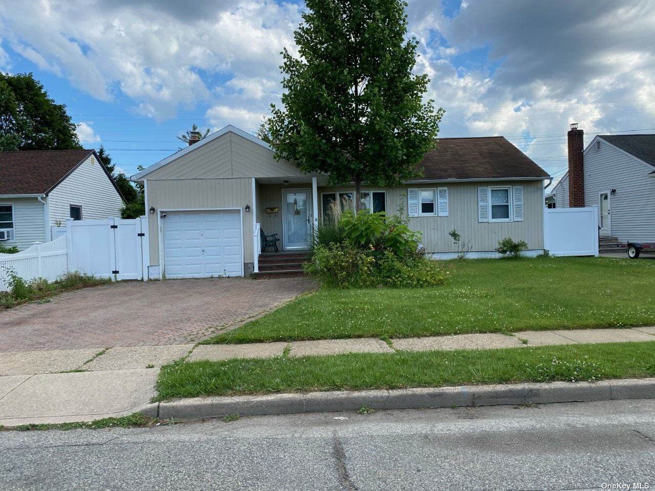 25 Crestline Avenue - Photo 1