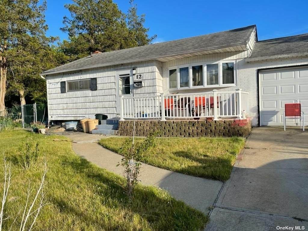 12 Jewel Street - Photo 1