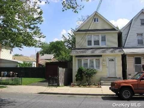 162-32 75th Avenue - Photo 1