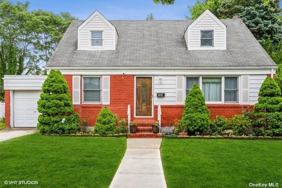 747 Arthur Street - Photo 1
