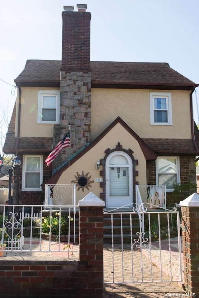 2881 Arnold Avenue - Photo 1