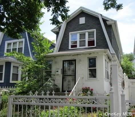 4227 Wickham - Photo 1