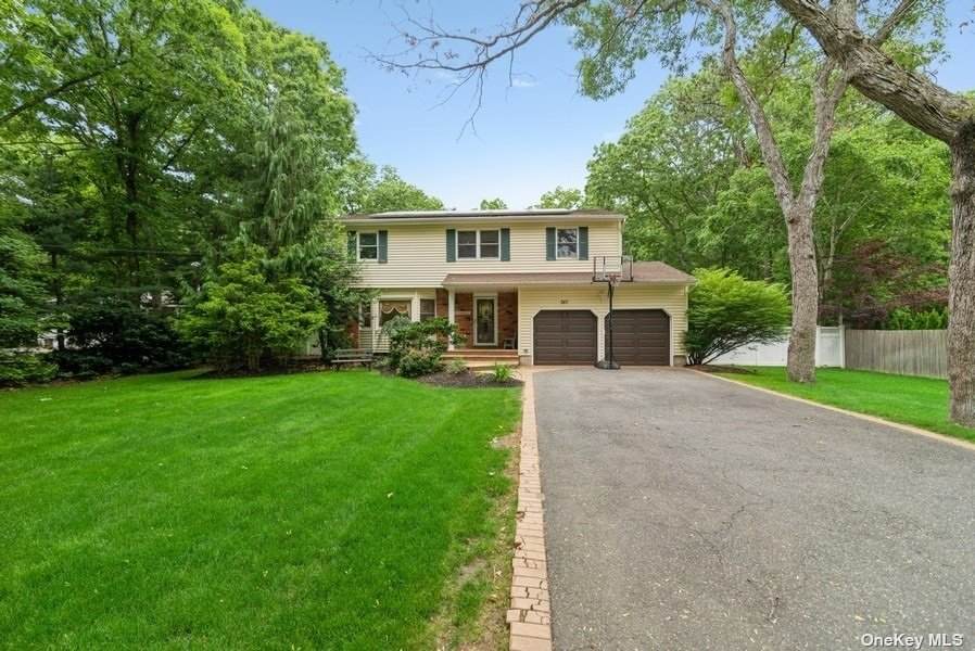 243 Seneca Avenue - Photo 1