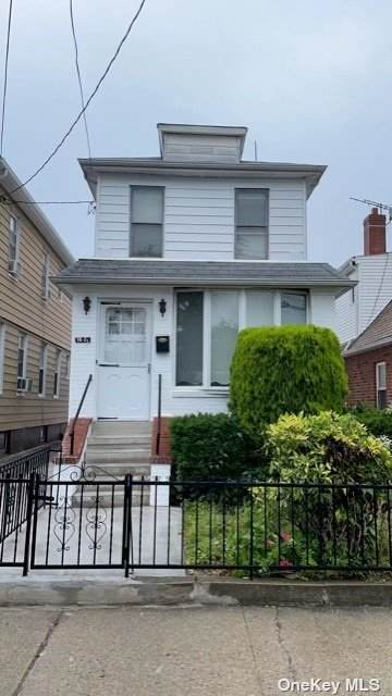 1637 53 Street - Photo 1