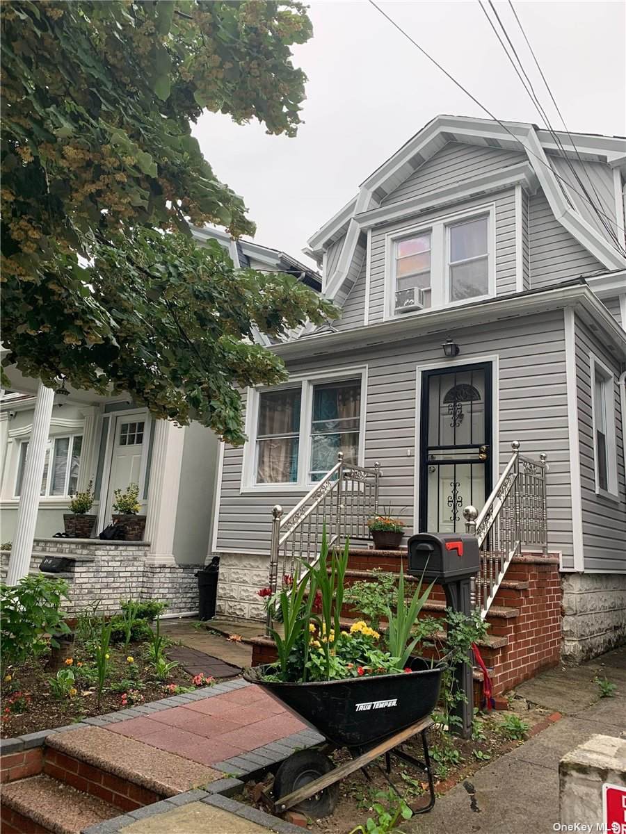 89-16 91Street Street - Photo 1