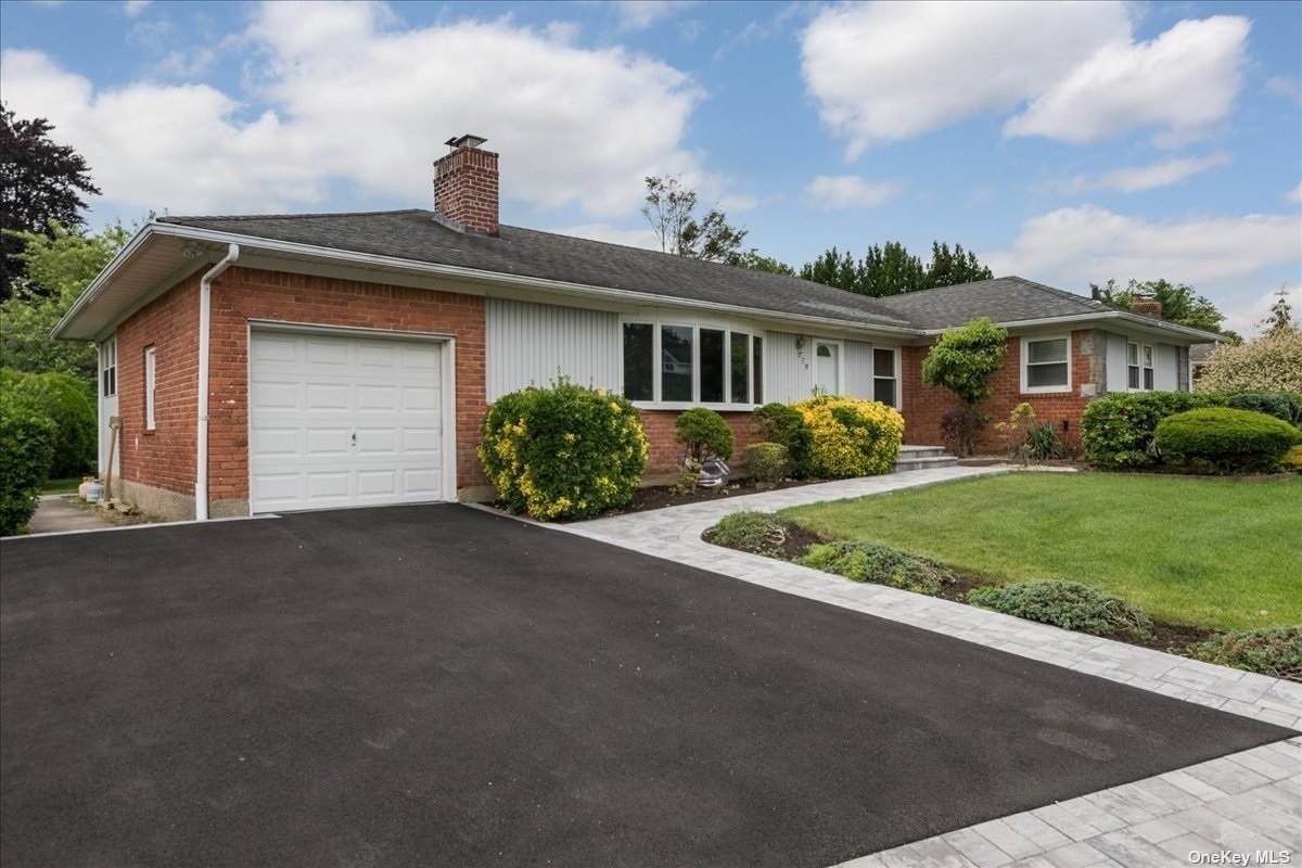 779 Birchwood Drive - Photo 1