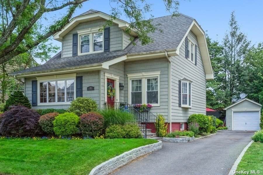 57 Daisy Avenue - Photo 1