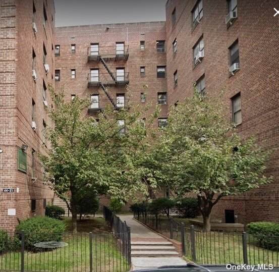44-21 Macnish Street - Photo 1