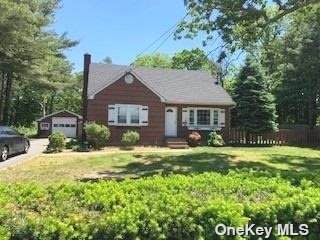 1645 Locust Avenue - Photo 1