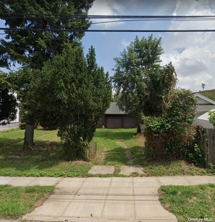 80-33 169th Street - Photo 1