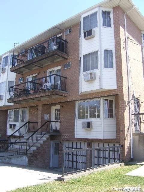 8602 Avenue L - Photo 1