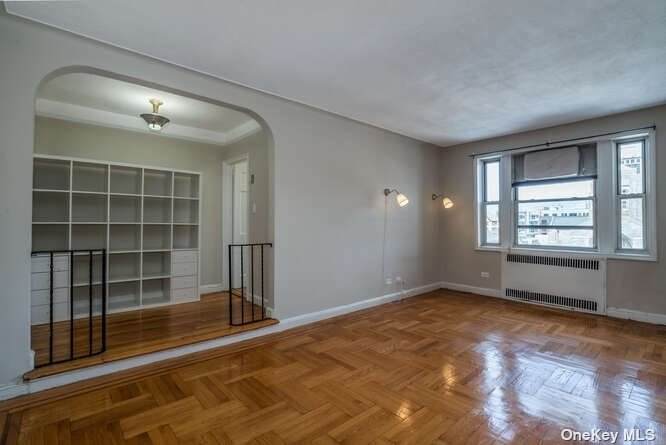 110-31 73 Road - Photo 1