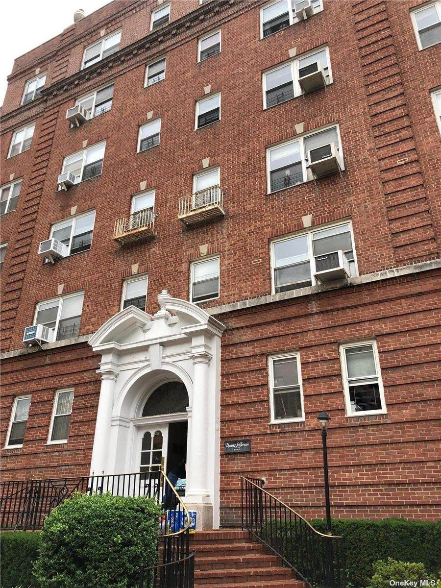 69-11 Yellowstone Blvd - Photo 1