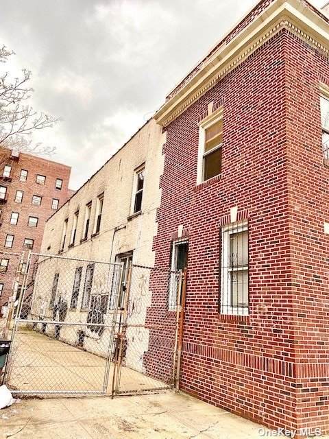 90-20 150th Street - Photo 1