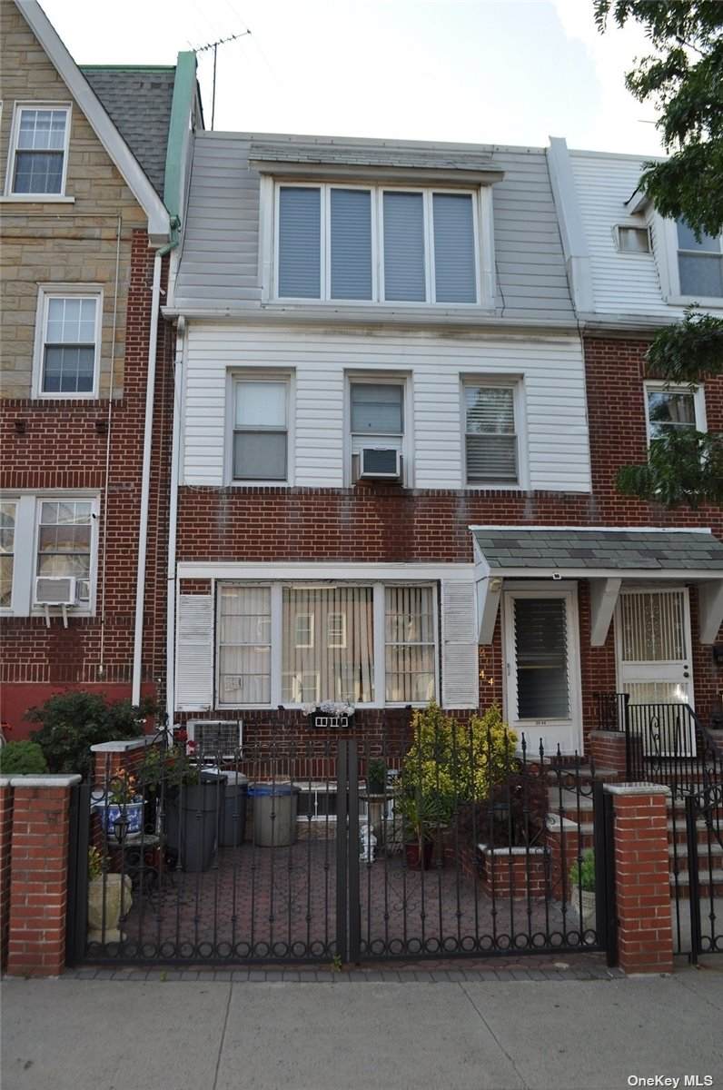 20-44 33 Street - Photo 1
