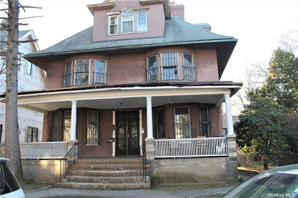 474 East 24 Street - Photo 1