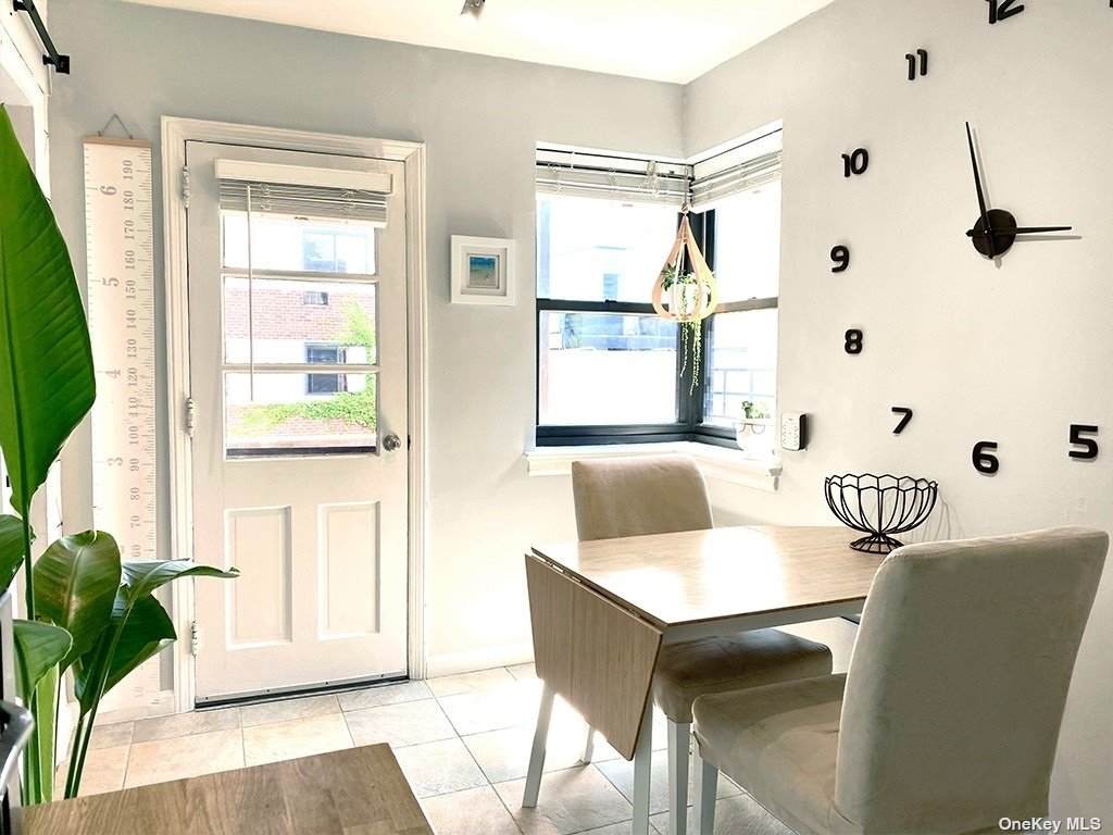 30 Grace Avenue - Photo 1